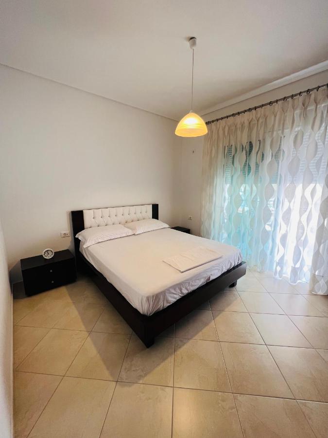 Sunshine Apartment Саранда Екстер'єр фото